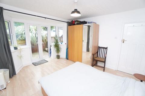 1 bedroom apartment for sale, Whitelands Road, High Wycombe HP12