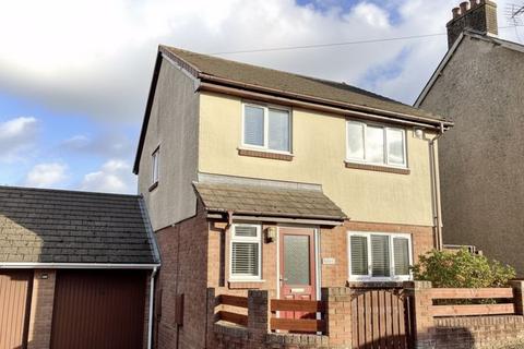 Parragate Road, Cinderford GL14