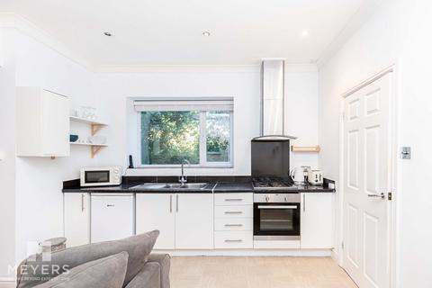 undefined, Lansdowne Road, Bournemouth, BH1 1