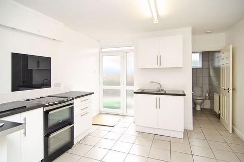 2 bedroom apartment to rent, 10 to 12, Chase Road, Burntwood WS7
