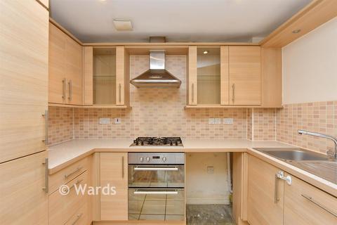 2 bedroom end of terrace house for sale, Mallow Road, Sheerness ME12