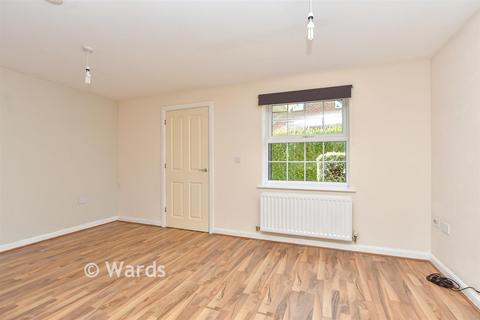 2 bedroom end of terrace house for sale, Mallow Road, Sheerness ME12