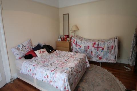 4 bedroom house to rent, Victoria Road, Leeds LS6