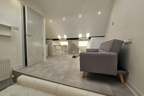 undefined, Welburn Grove, Leeds LS16