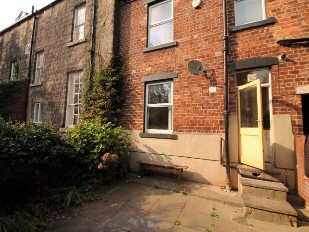 An inviting view of the front exterior of a tra...