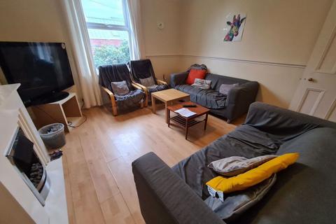 4 bedroom house to rent, Claremont Grove, Leeds LS3