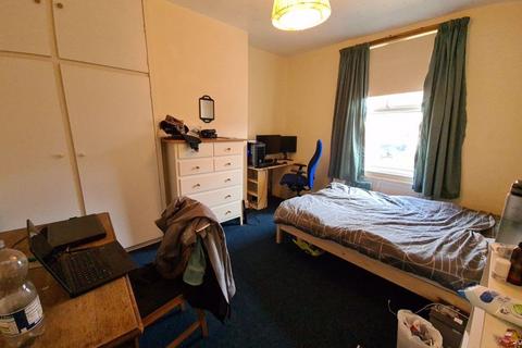 6 bedroom house to rent, Ebberston Terrace, Leeds LS6