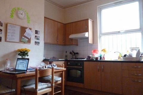 6 bedroom house to rent, Ebberston Terrace, Leeds LS6