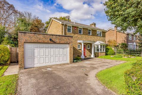 4 bedroom detached house for sale, Stanton Drive, Chichester  PO19