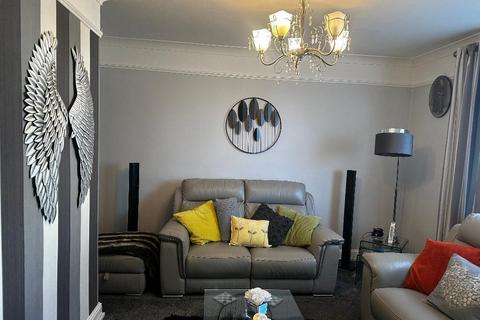 2 bedroom end of terrace house for sale, Petersham Gardens, Orpington, Kent, BR5 2QA