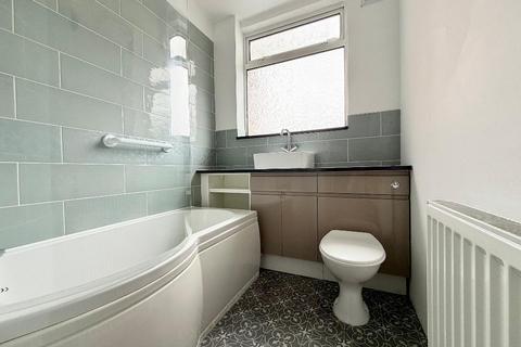 3 bedroom apartment for sale, Union Street, Luton, Bedfordshire, LU1 3AT