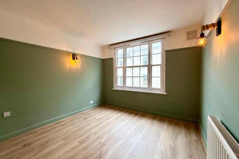 3 bedroom apartment for sale, Union Street, Luton, Bedfordshire, LU1 3AT
