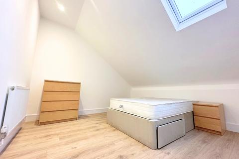 undefined, Cromwell Avenue, London N6