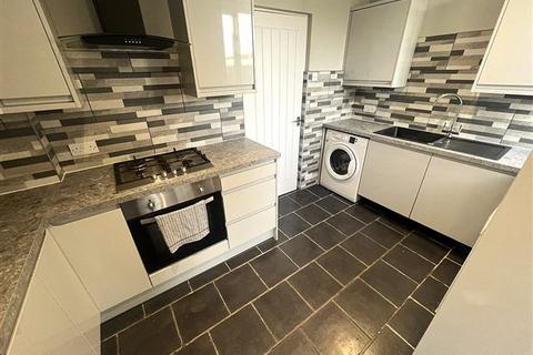 3 bedroom semi-detached house for sale, Whitstable Road, Portsmouth PO6
