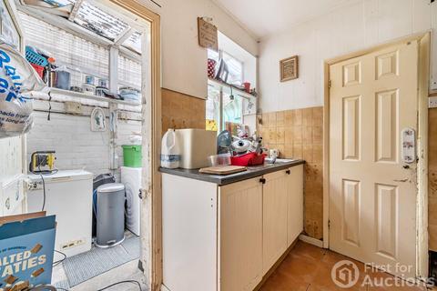 3 bedroom terraced house for sale, Belmont Road, Reading, Berkshire