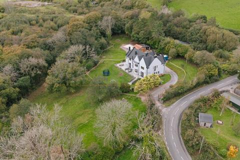 6 bedroom detached house for sale, Bettws Road, Llangeinor, CF32