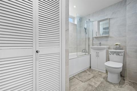3 bedroom semi-detached house for sale, Townfield Walk, Great Wakering, Essex, SS3