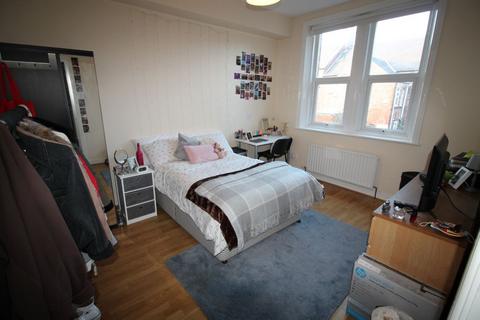 undefined, Salisbury Gardens, Newcastle upon Tyne NE2