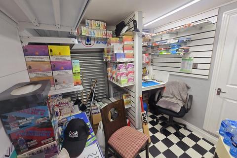 Retail property (high street) for sale, 86 High St Queensbury BD13 2PA