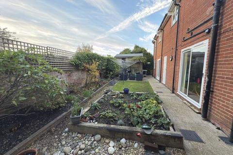 Hospitality for sale, 41 Quay St Newport PO30 5BA