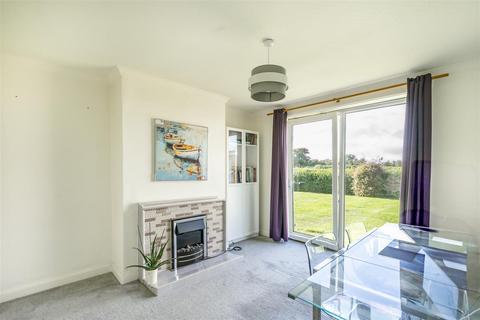 3 bedroom detached house to rent, Strensall Road, Earswick, York, YO32 9SW