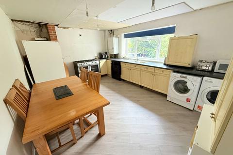4 bedroom semi-detached house for sale, Forge Lane, Rochester ME3