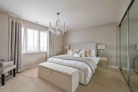 417 Wick Lane, London E3