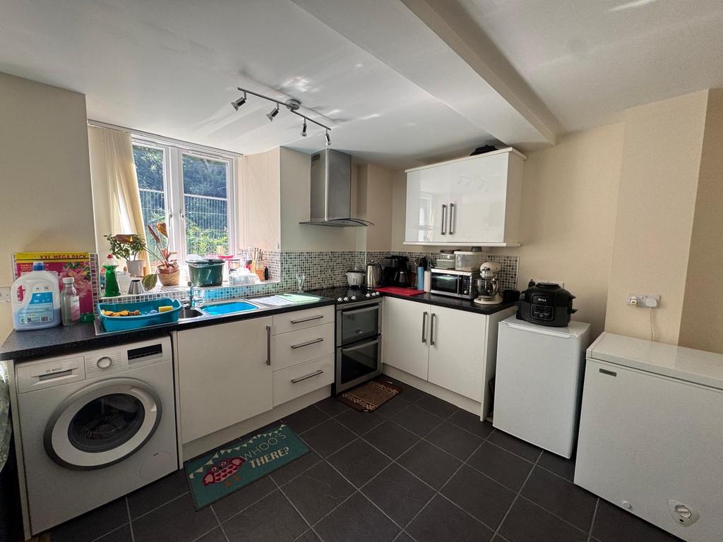 Open Plan Living Room / Kitchen / Dining Room