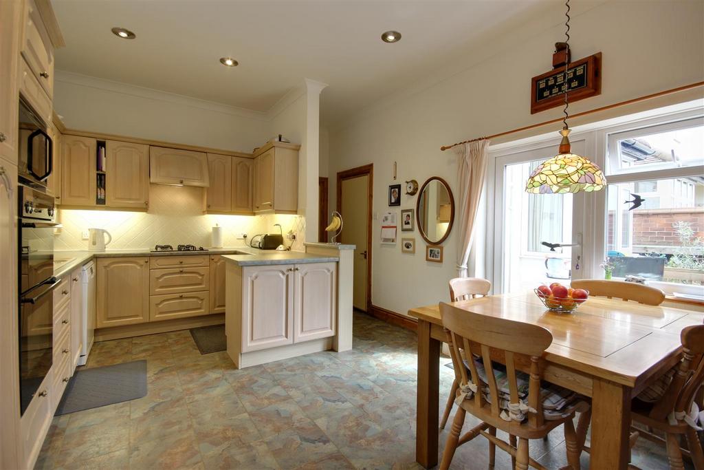 Breakfast Kitchen