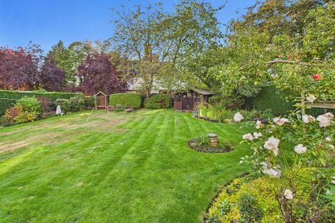 5 bedroom semi-detached house for sale, Nunburnholme Avenue, North Ferriby