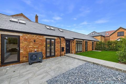 undefined, Eagle Farm, Milton Keynes MK17