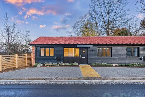 undefined, Eagle Farm, Milton Keynes MK17