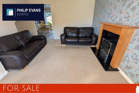 undefined, Clos Ceitho, Llanbadarn Fawr SY23