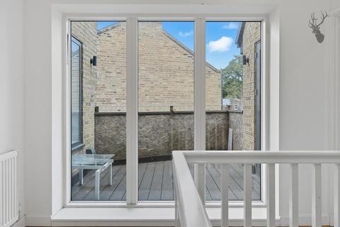 undefined, Chestnut Avenue, Forest Gate