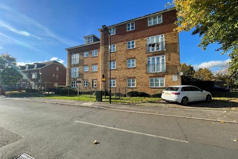 2 bedroom apartment for sale, Cannon Gate, Slough