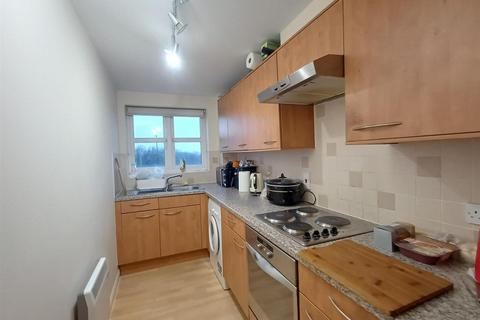 2 bedroom apartment for sale, Cannon Gate, Slough