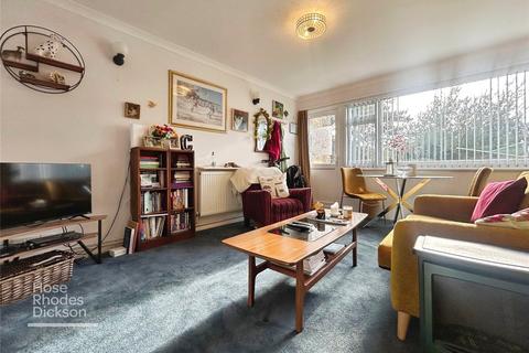 2 bedroom bungalow for sale, Gurnard Pines, Cockleton Lane, Cowes