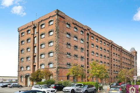 2 bedroom flat for sale, Dock Road, Birkenhead, Merseyside, CH41