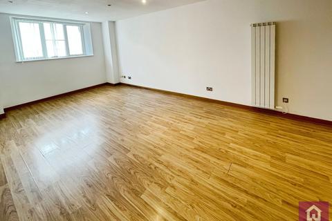 2 bedroom flat for sale, Dock Road, Birkenhead, Merseyside, CH41