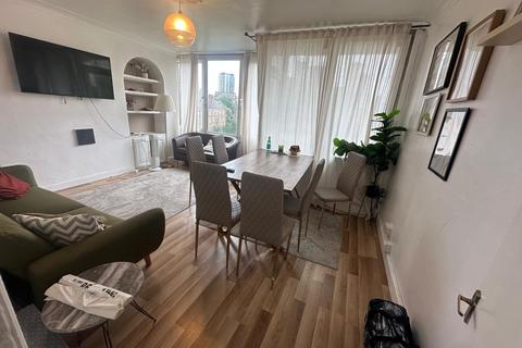 3 bedroom flat to rent, Harper Road, London SE1
