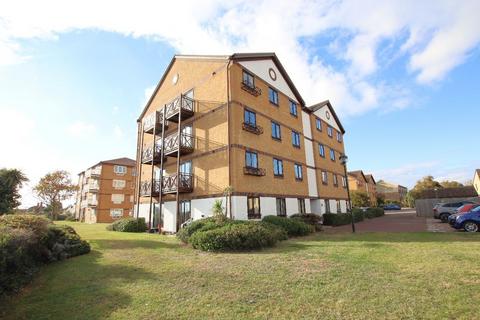 2 bedroom flat for sale, Westminster Court, Clacton on Sea, CO15