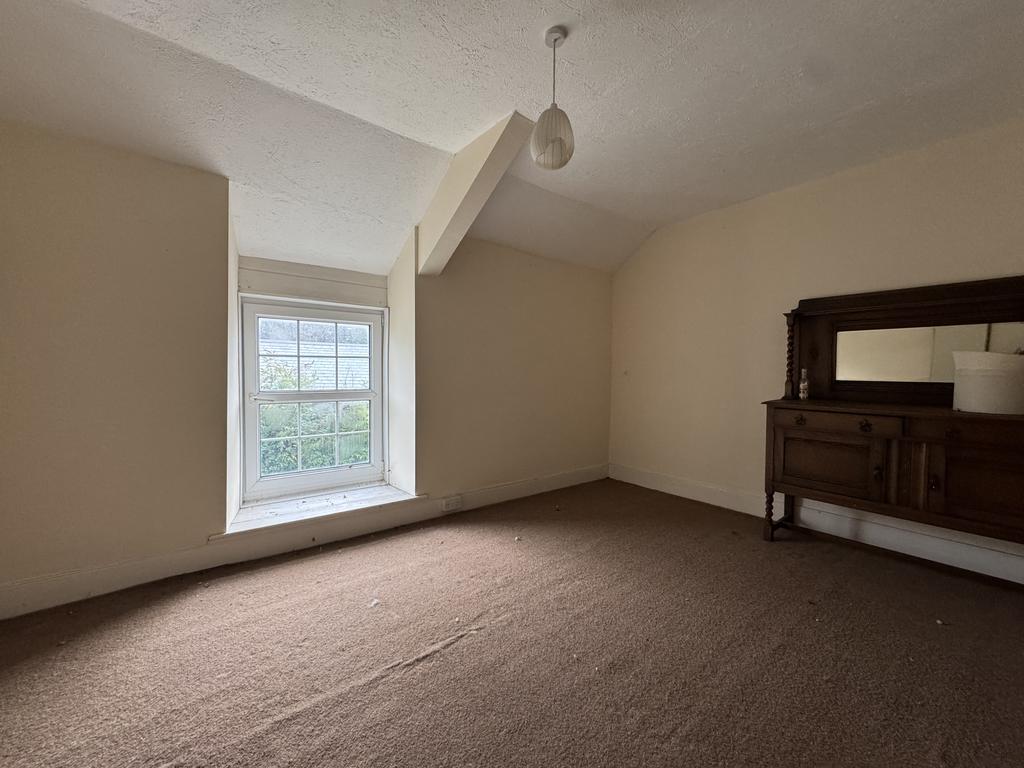 Front Double Bedroom 1