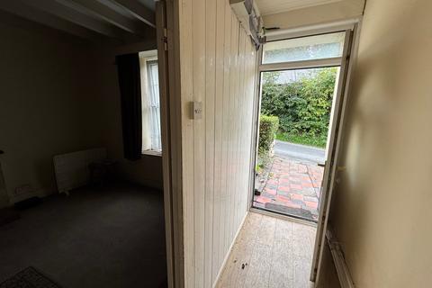 undefined, Stryd y Capel , Llanon, SY23