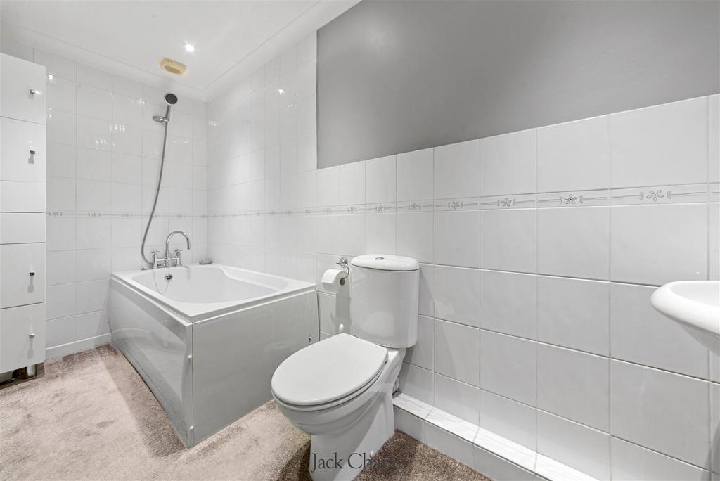 9 Correnden Road -5.jpg