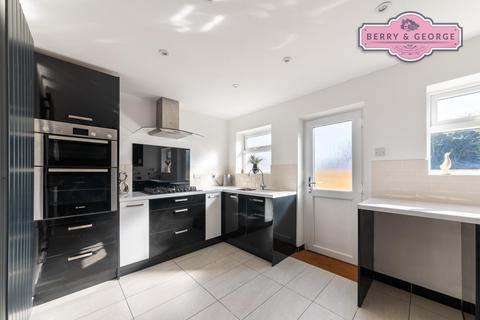undefined, Mold Road, Buckley CH7