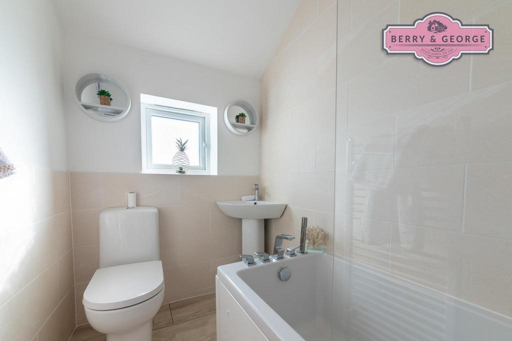 Family bathroom