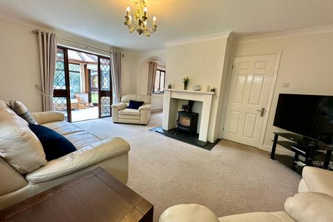 undefined, Gate Lodge Square, Basildon SS15