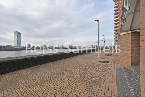undefined, Cyclops Mews, Canary Wharf,London E14