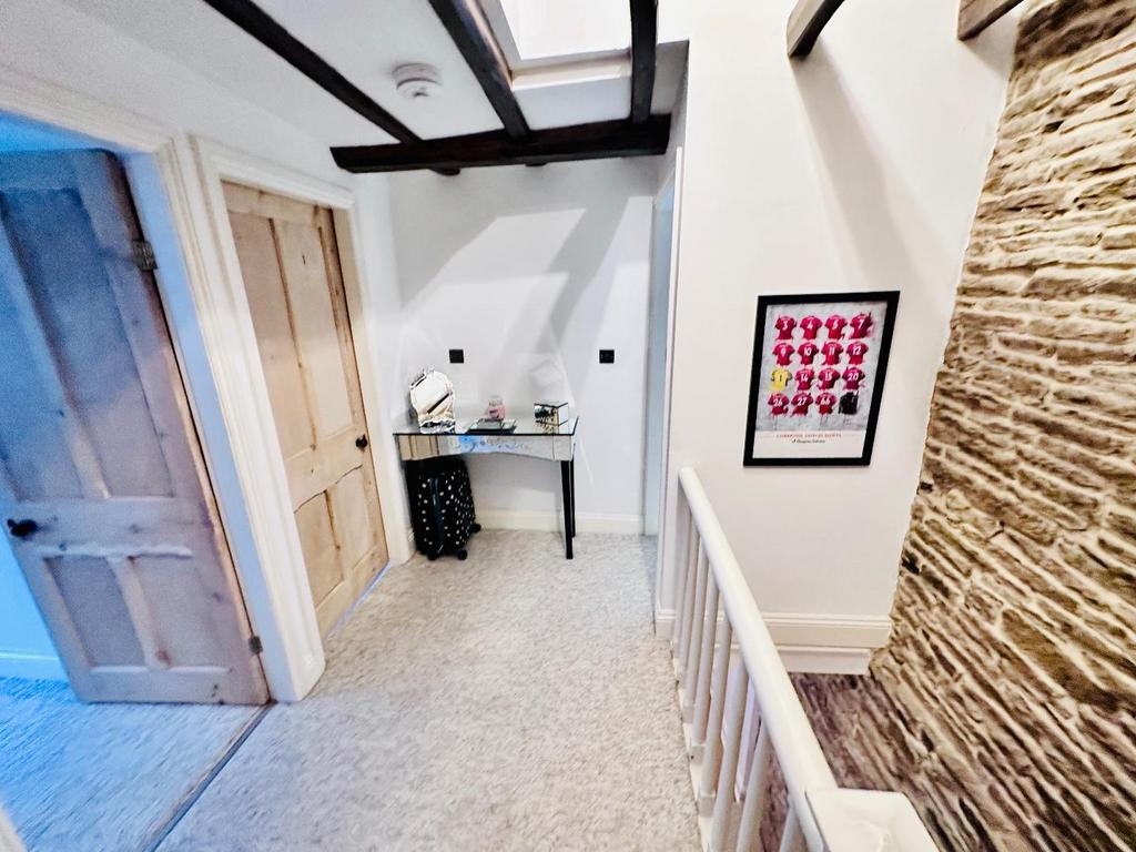 Open staircase to the first floor