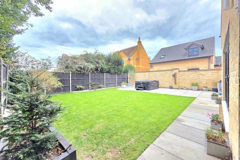undefined, Orchard Close, Crowland
